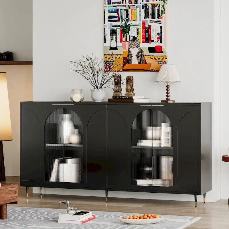 Sideboard mit 4 Türen, geriffelten Türen und verstellbaren Regalböden