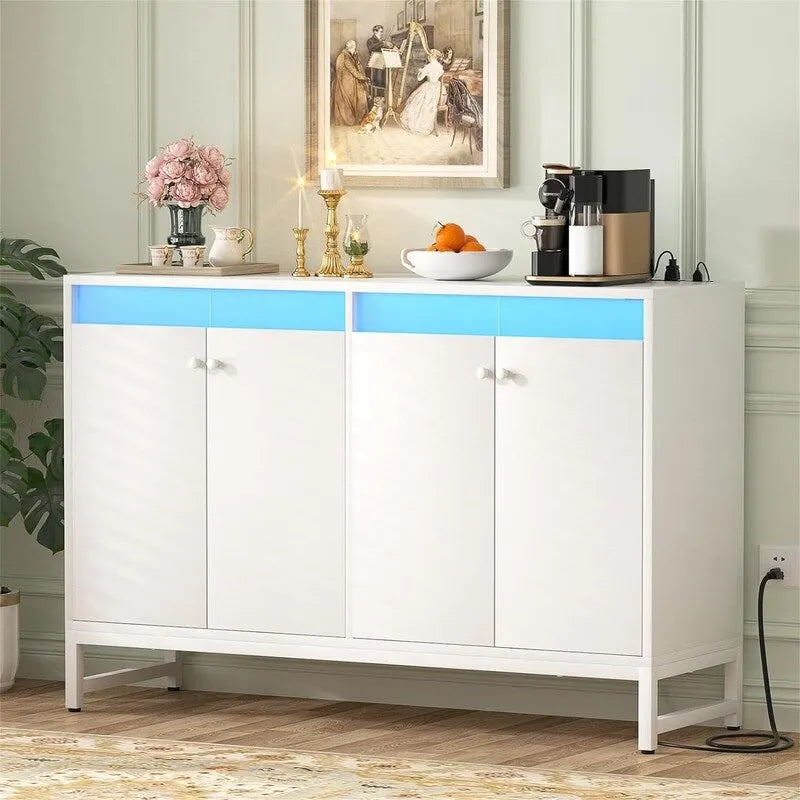 Credenza con prese di corrente e illuminazione RGB