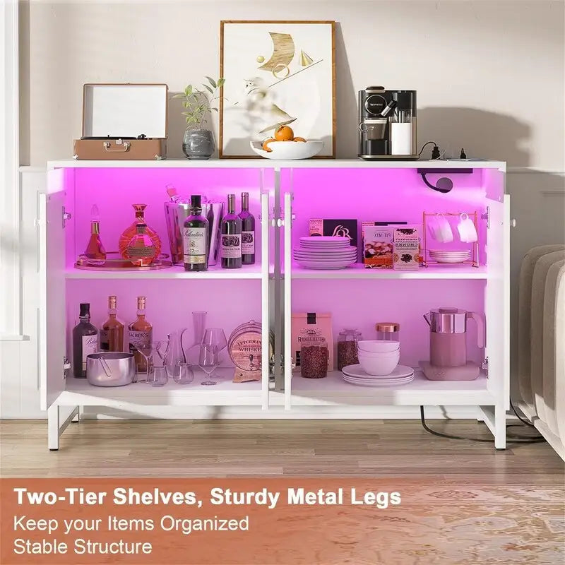 Credenza con prese di corrente e illuminazione RGB